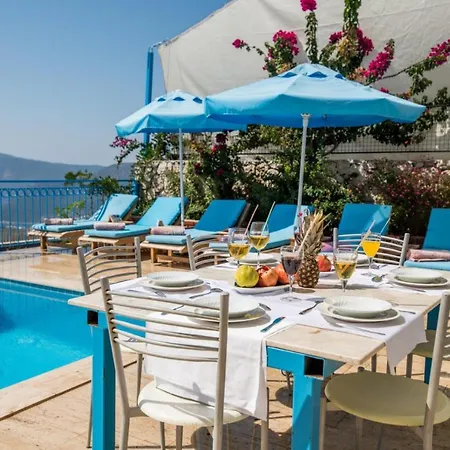 Infinity Pool For 6 People In Antalya, - Awz 137 Каш